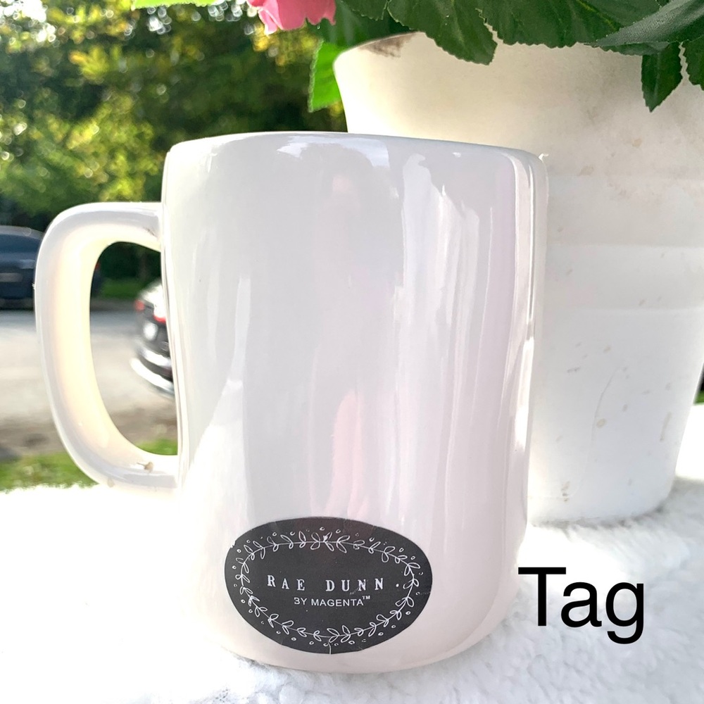 NEW ⭐️ 🏷️ Rae Dunn MUG glossy ceramic - Picture 5 of 10